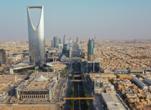 السعودية لديها المال.. لكن هل يمكنها جذب الاستثمار الأجنبي؟